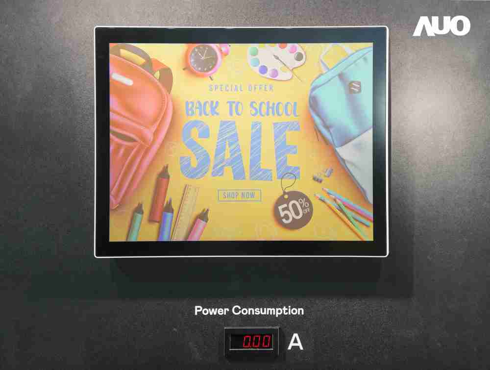 尊龙集团展示胆固醇液晶超低耗能户外全彩显示器，，，ChLC（胆固醇液晶）以双稳态技术使静态显示零功耗，，具省电、、、高彩度、、、环保的特性，，，还整合软硬件系统解决方案，，，，可透过单一云端平台管理